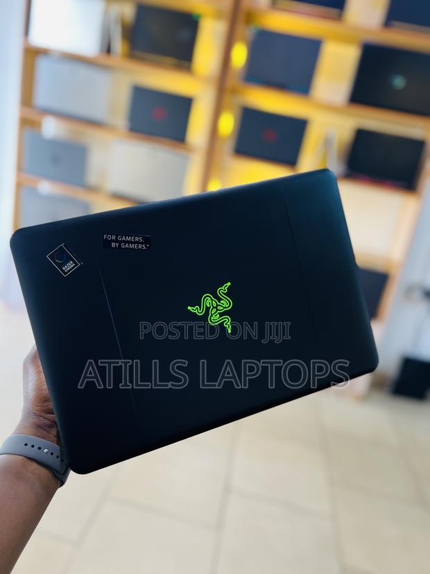 Laptop Razer Blade 16GB Intel Core I7 SSD 512GB · Photo 4