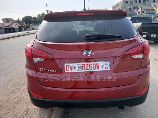 Hyundai Tucson Limited AWD 2015 Red · Photo 3