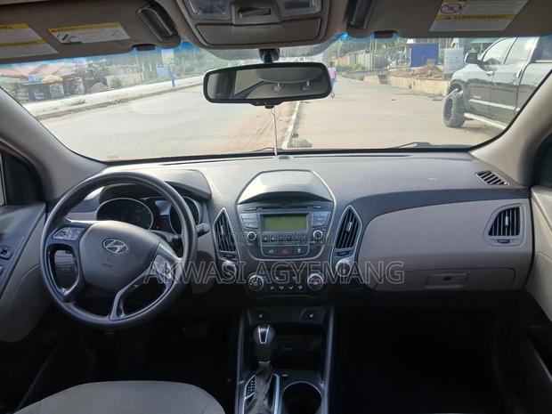 Hyundai Tucson Limited AWD 2015 Red · Photo 7