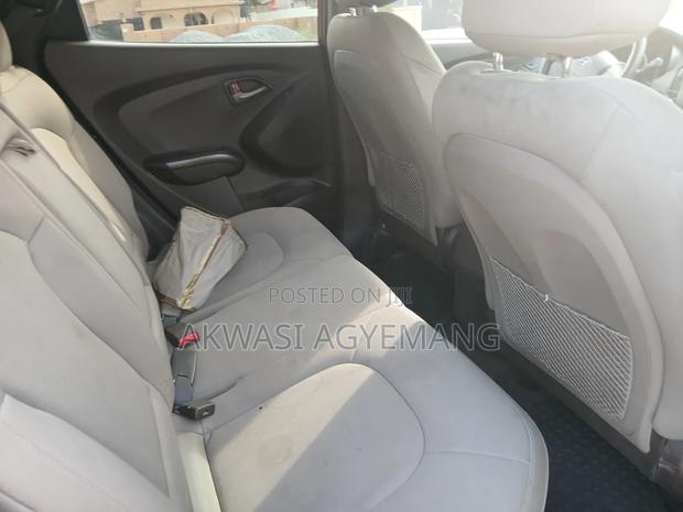 Hyundai Tucson Limited AWD 2015 Red · Photo 8