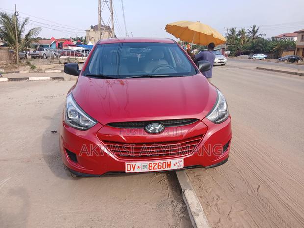 Hyundai Tucson Limited AWD 2015 Red · Photo 2