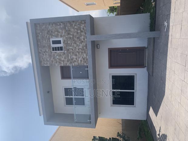 3bdrm House in Palace Mall Area, East Legon for sale · Photo 3