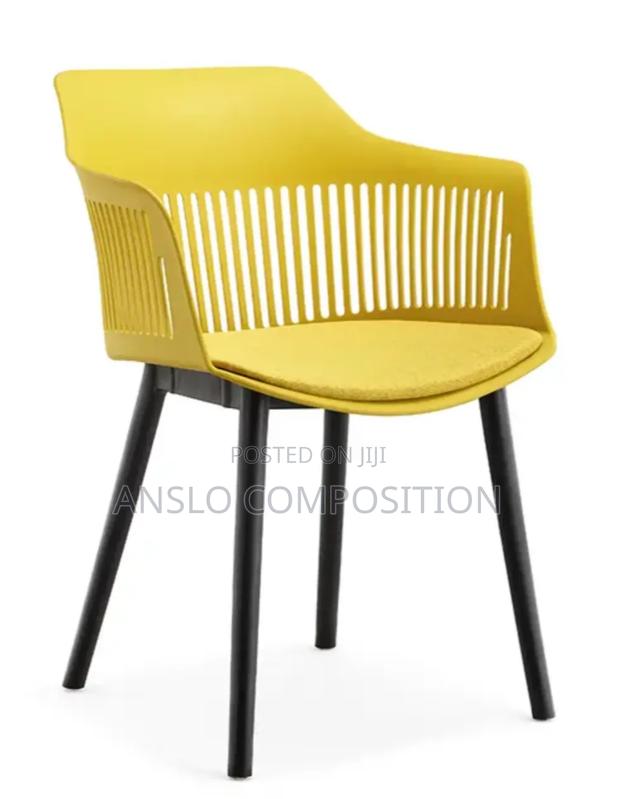 High Levels Garden Chair · Photo 1