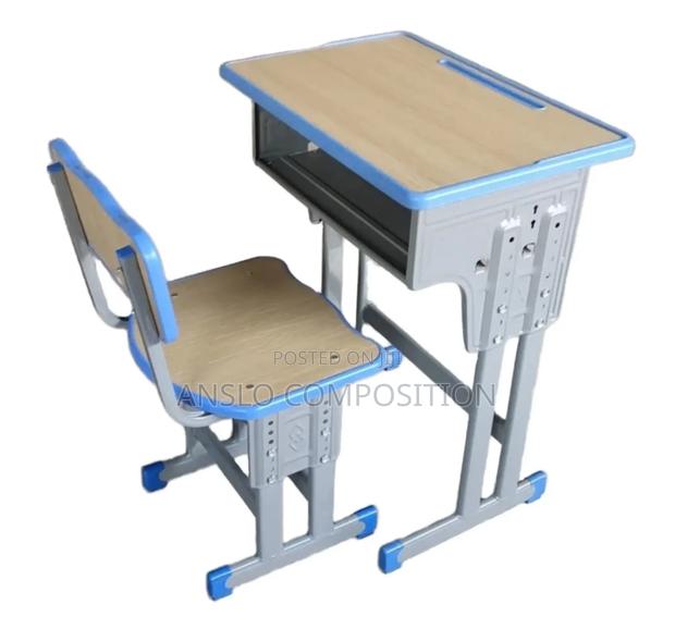 High Class Students Table · Photo 1
