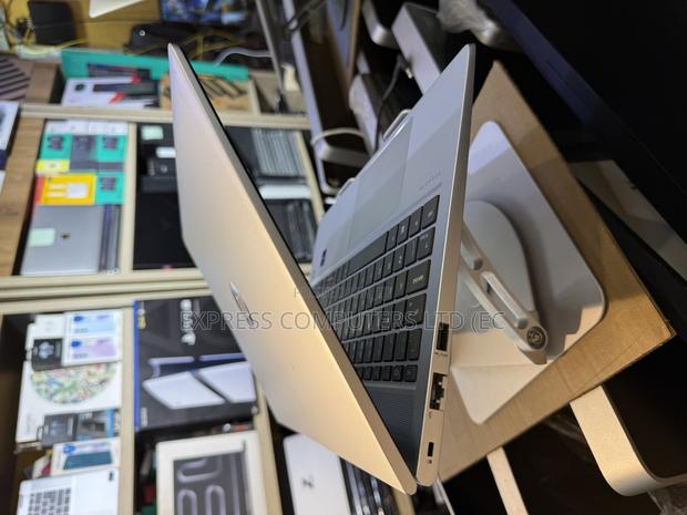 Laptop HP ProBook 450 G8 16GB Intel Core I5 SSHD (Hybrid) 512GB · Photo 6