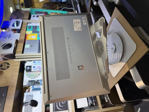 Laptop HP ProBook 450 G8 16GB Intel Core I5 SSHD (Hybrid) 512GB · Photo 3
