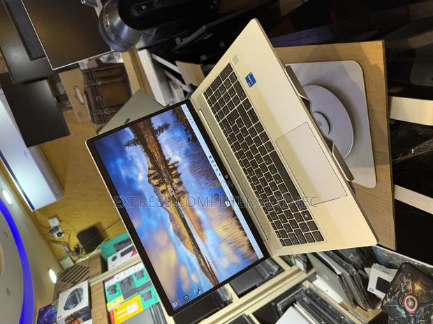 Laptop HP ProBook 450 G8 16GB Intel Core I5 SSHD (Hybrid) 512GB · Photo 5