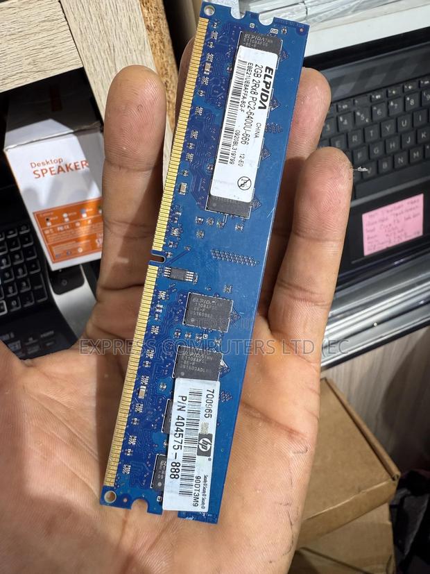 DDR 2 Desktop Memory, 2gb Original From Uk · Photo 1