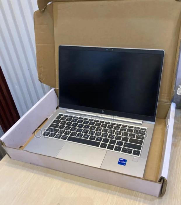 Laptop HP EliteBook 640 G9 16GB Intel Core I7 SSD 512GB · Photo 7