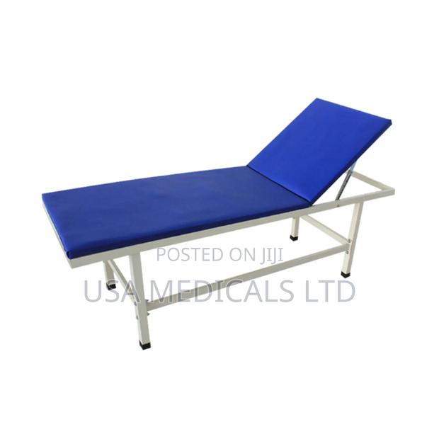 Examination Couch/Table · Photo 1