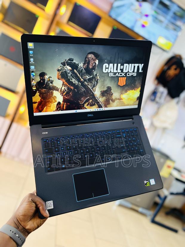 Laptop Dell G3 17 3579 16GB Intel Core I7 SSHD+SSD 1.5T · Photo 4