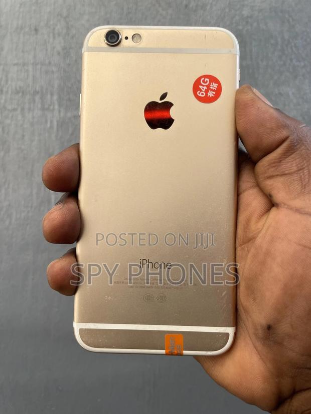Apple iPhone 6 64 GB Gold · Photo 2