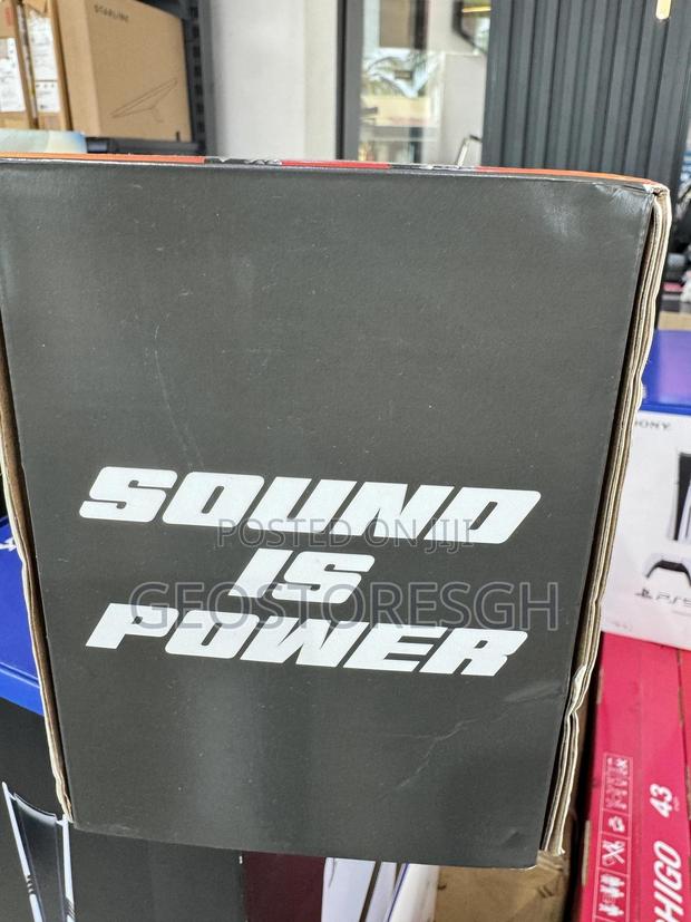 Bose Soundlink Plus Portable Bluetooth Speaker · Photo 3