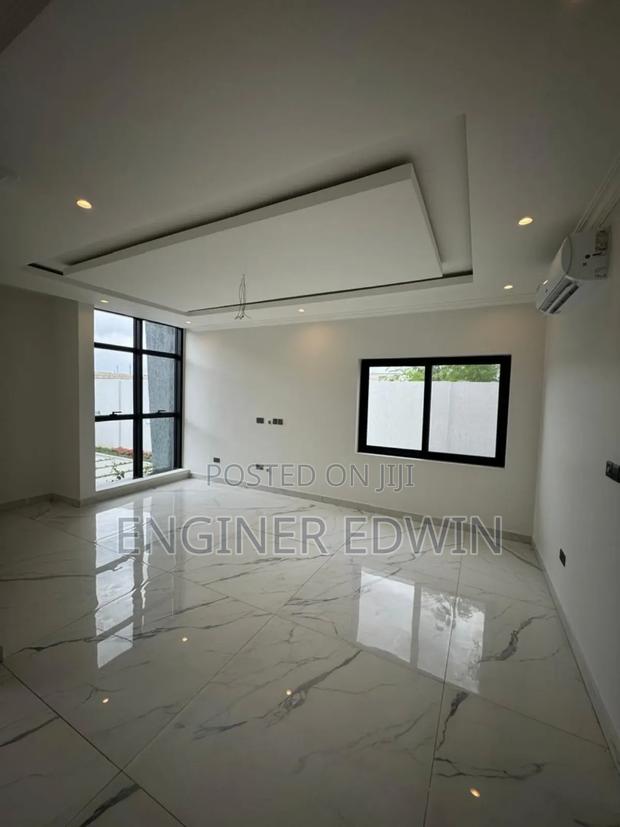 3bdrm House in Spintex for sale · Photo 8