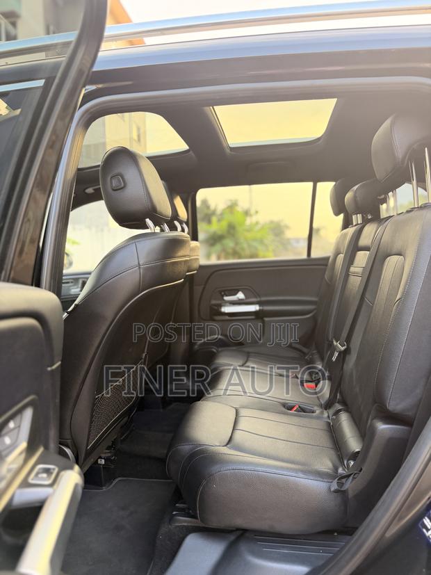 Mercedes-Benz GLB-Class GLB 250 4MATIC 2021 Black · Photo 8