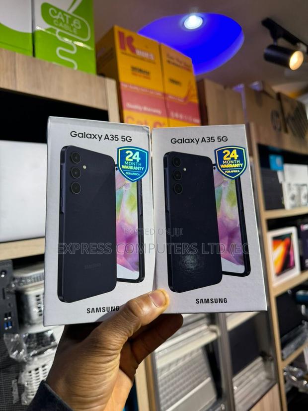 New Samsung Galaxy A35 128 GB Black · Photo 3