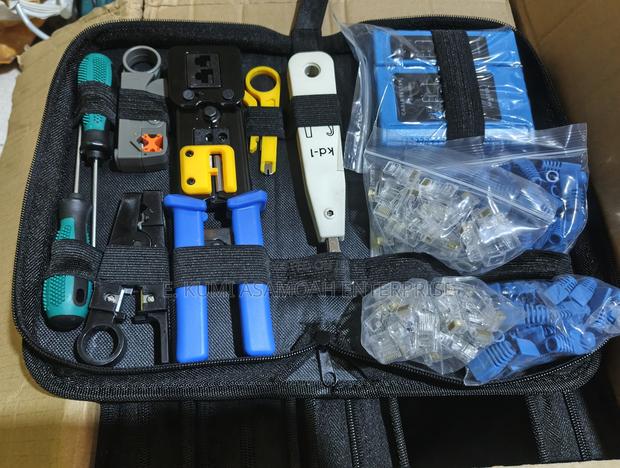 Networking Toolkit With Pass Through Crimping Tool · Photo 2