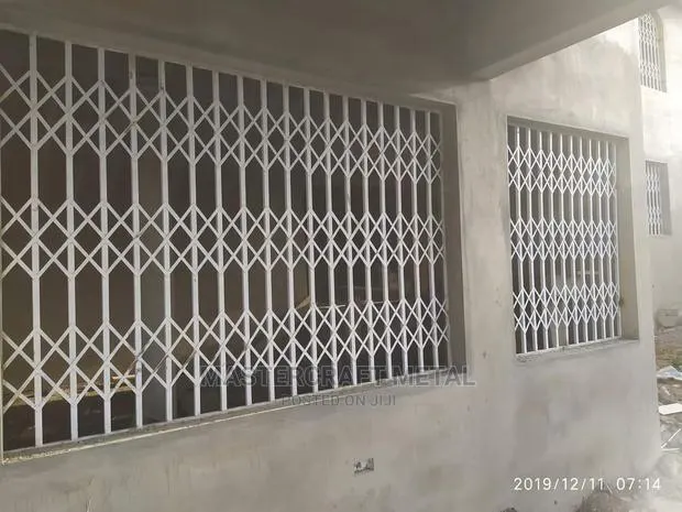 Modern Design Burglar Proof | Top Security Burglarproof · Photo 1