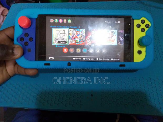 Customized Nintendo Switch Jailbreak With Games · Photo 2