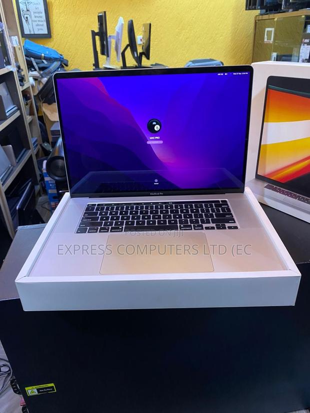 Laptop Apple MacBook Pro 2019 16GB Intel Core I7 SSHD (Hybrid) 512GB · Photo 5
