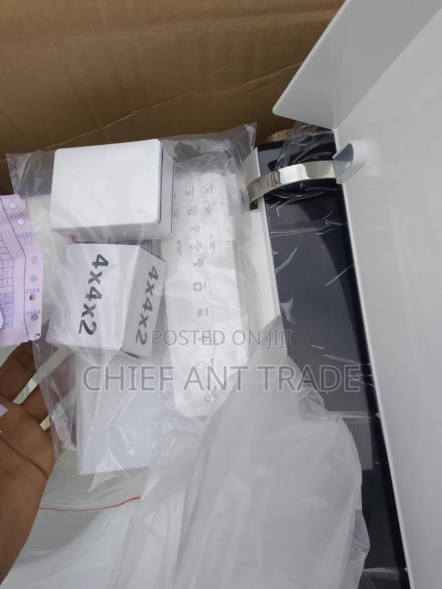 Digital Wc Smart Sensor Toilet Seat Water Closet · Photo 3