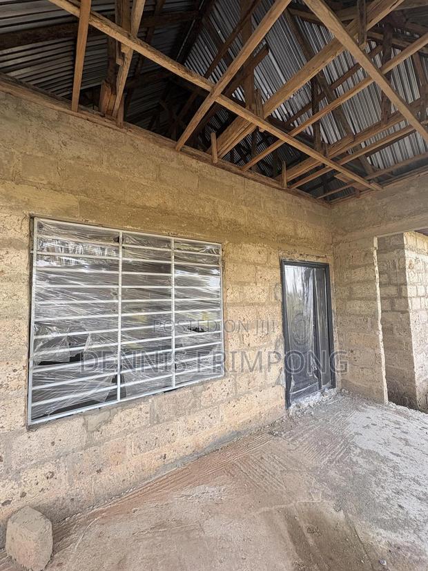 Very Nice Four Bedroom House With Three Washroom. · Photo 7