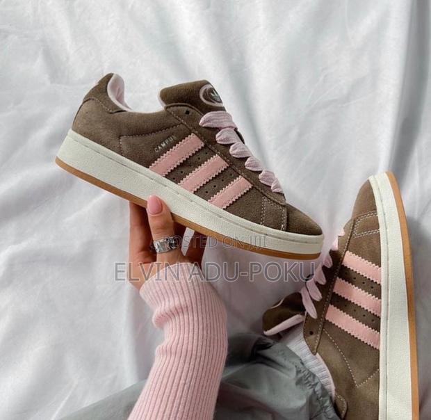 Adidas Campus Ladies “ Pink Strap “ Sneaker · Photo 2
