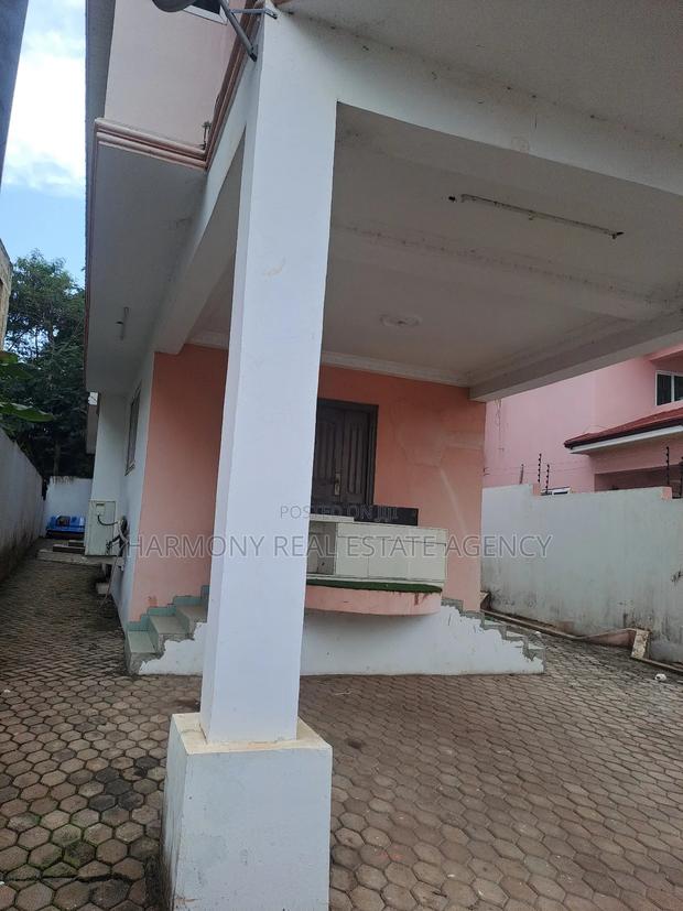 4bdrm House in Achimota for rent · Photo 3