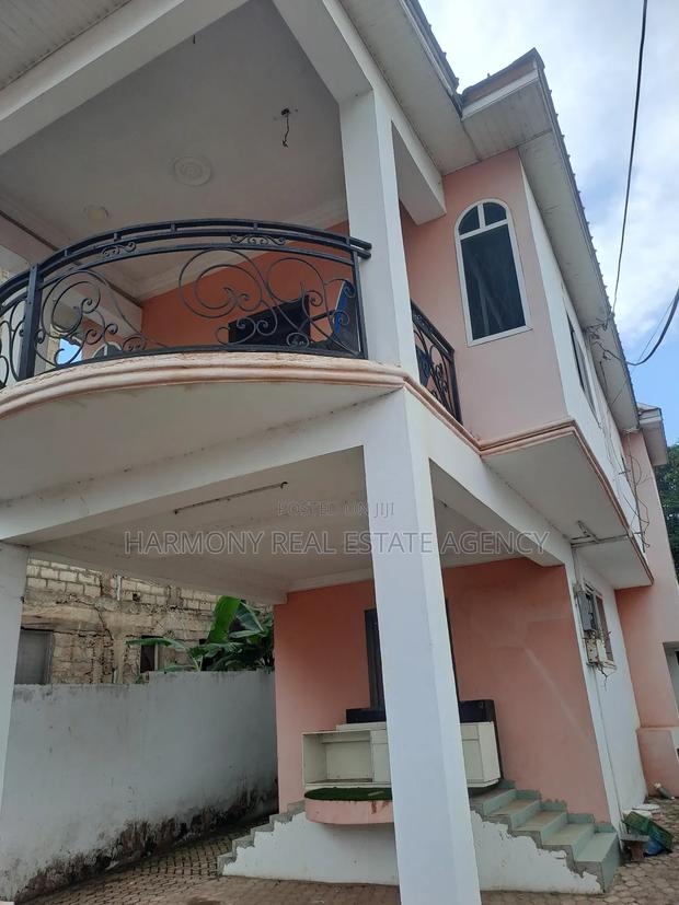 4bdrm House in Achimota for rent · Photo 6