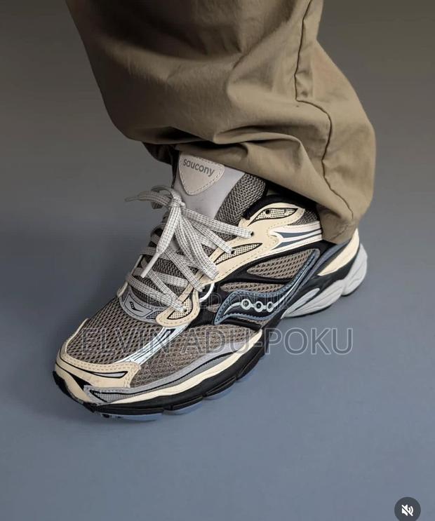 Saucony Progrid Sneakers Comes In Different Colours, Swipe > · Photo 1