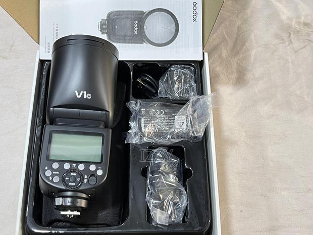 Godox V1 Flash C · Photo 2