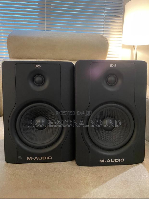 M-Audio Bx5 D2 5" Active 2-Way Studio Monitor Speakers. · Photo 1
