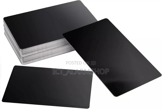 Nfc216 Tag With Black White Background Edges Cards · Photo 2