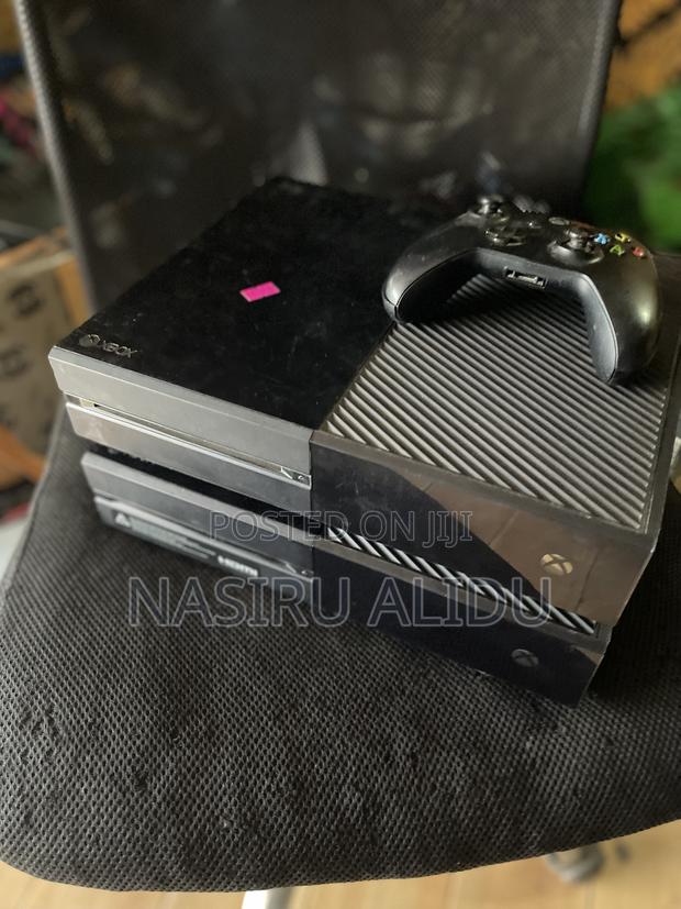 Xbox One 1tb 20 Plus Games Home Use · Photo 1