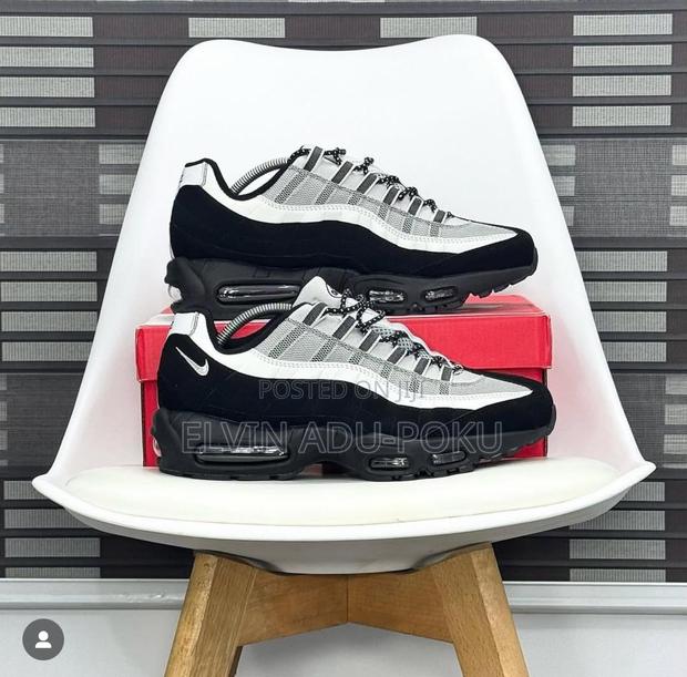Nike Air Max 95 Sneaker In Different Style , Swipe >>> · Photo 3