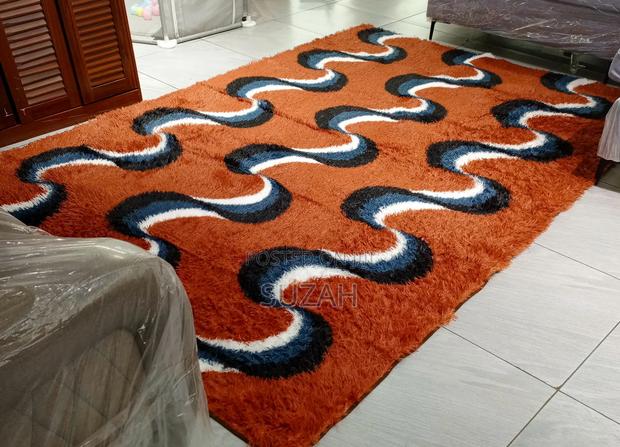 Soft Comfortable Rug · Photo 1