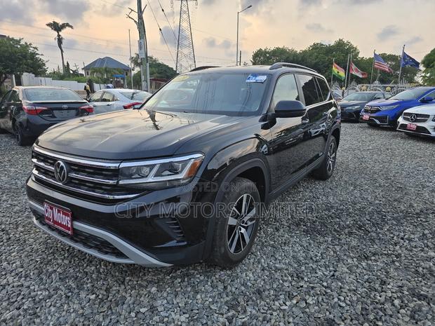 Volkswagen Atlas 2.0T SE 2021 Black · Photo 3