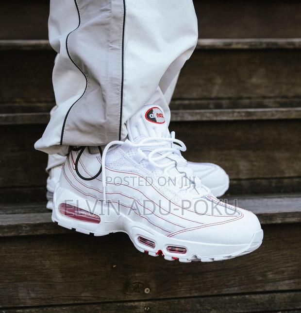 Air Max 95 Og Snow Surface Sneaker · Photo 2