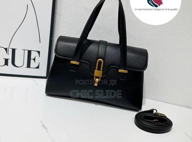 2 Apartments Bag · Photo 2