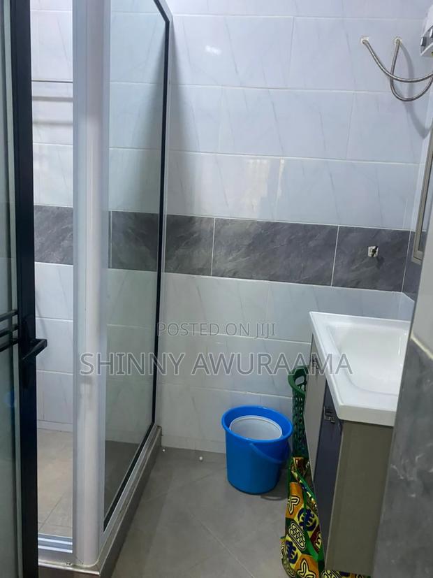 3bdrm House in School Junction, Ashaley Botwe for rent · Photo 4