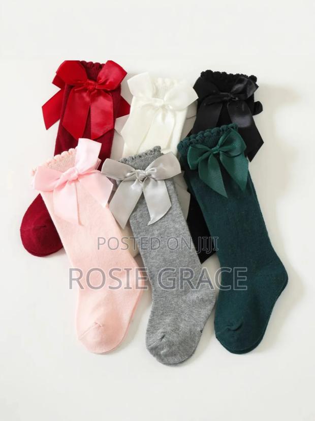 3 Pairs Knee Length Stockings · Photo 3
