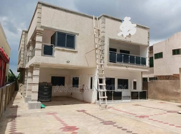4bdrm House in Kwabenya Area, Accra Metropolitan for sale · Photo 1