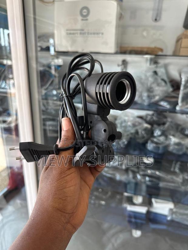 Single Socket Bulb Holder Video Flash Swivel Bracket · Photo 3