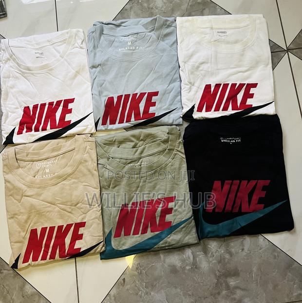 Nike T Shirt Uk · Photo 1