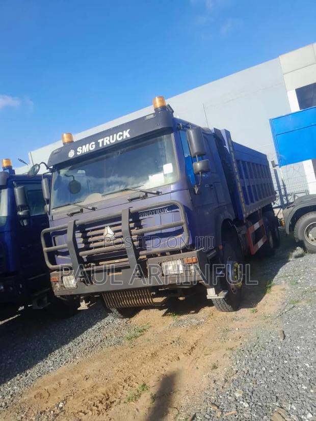 Tipper Tracks · Photo 4