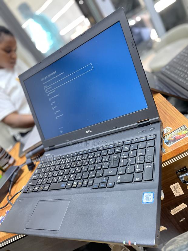 New Laptop Lenovo ThinkPad T570 12GB Intel Core I5 HDD+SSD 256GB · Photo 2