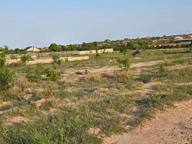 Land for Sale at Ningo Senior High · Photo 2