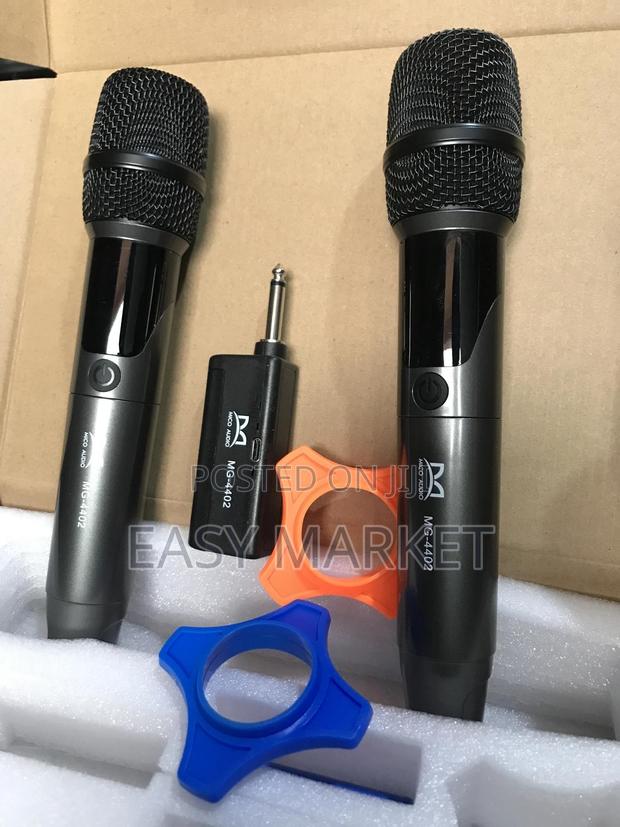 Chargeable Fm Mics With Chargeable Receiver · Photo 4