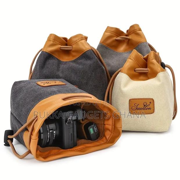 K76 Mini Canvas And Leather Bag · Photo 3