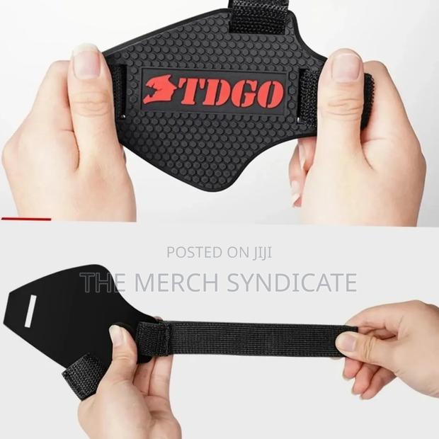 Anti-slip Motorcycle Gear Shift Lever Shoe / Boots Cover Protector Pad · Photo 2